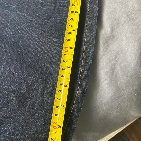 Women’s Reitmans Boot Leg Mid Rise Jean size 9 - Picture 5 of 5